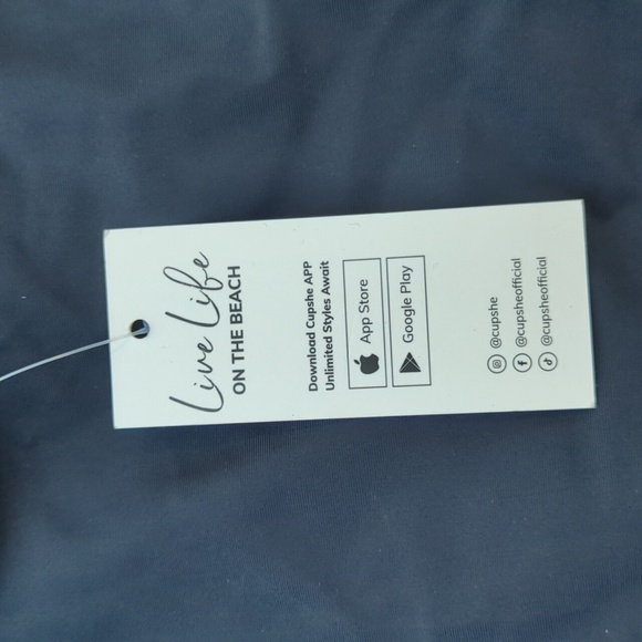 CUPSHE Women's One Piece Swimsuit Plunge Neck Cutout High Cut O Ring - L NWT - Picture 5 of 6